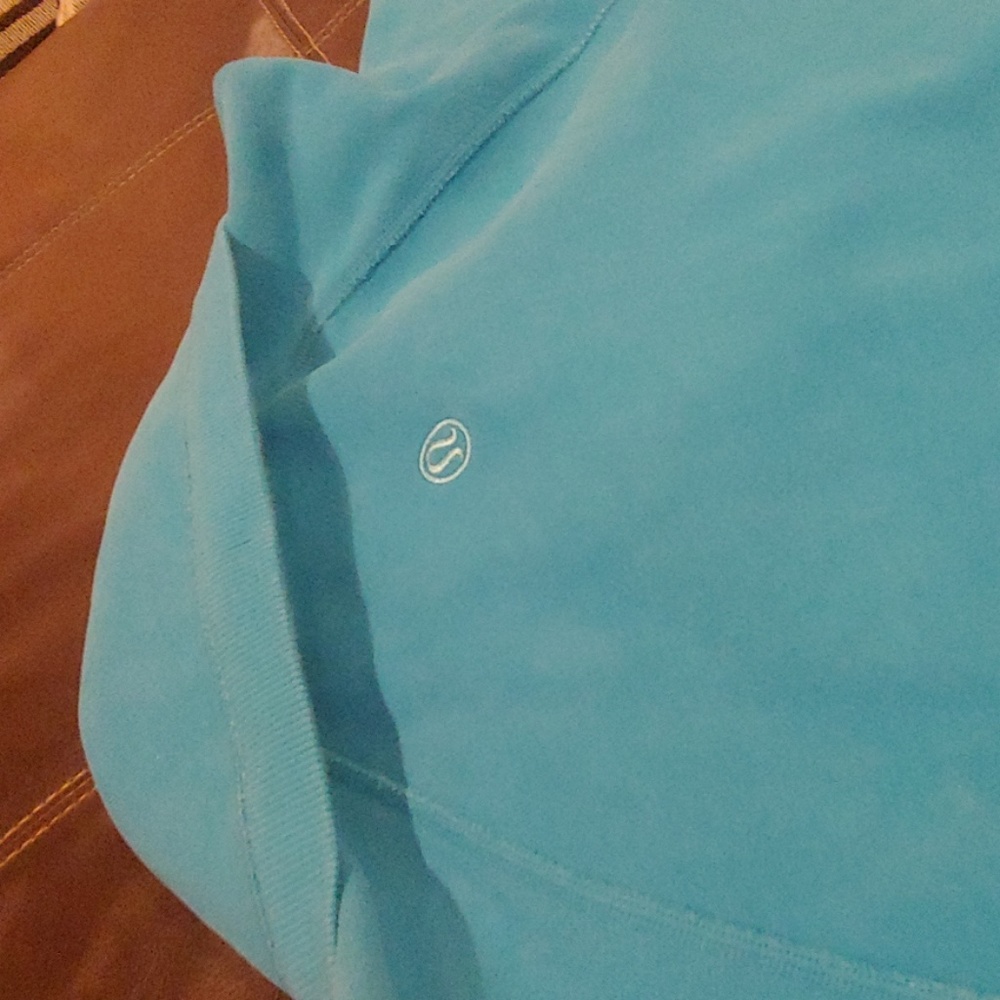 Lululemon Jacket - Picture 6 of 9